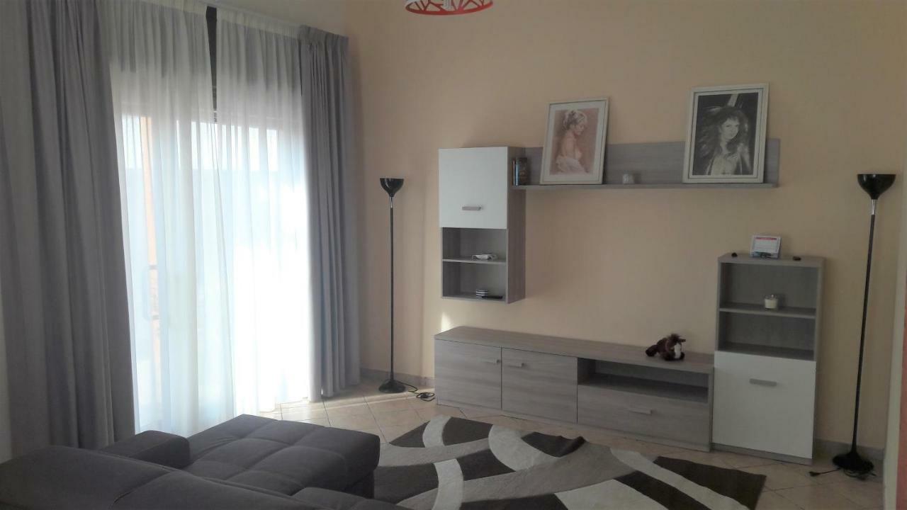 Dolce Casa Sara Villa Collemeto Екстериор снимка